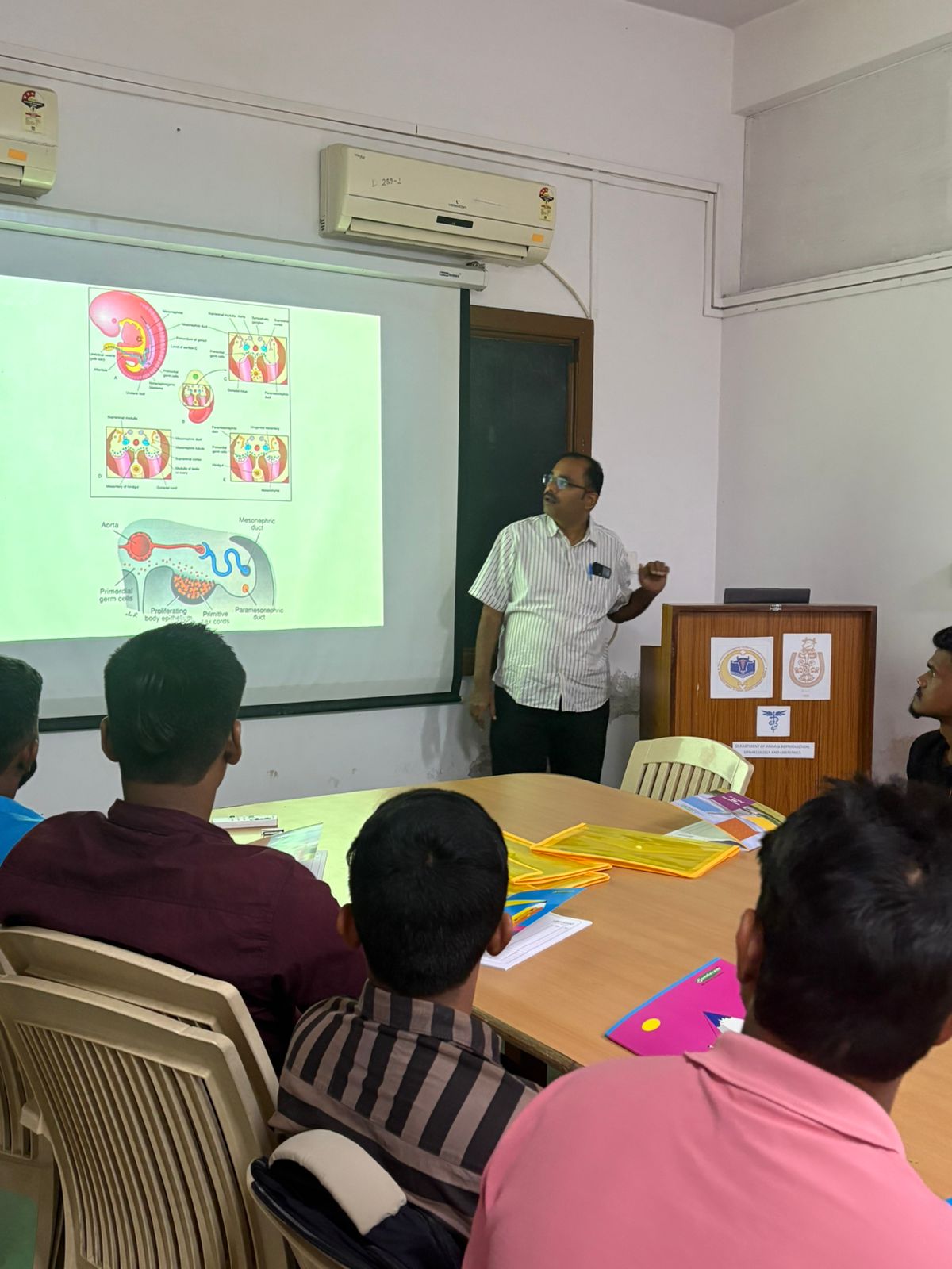 Dr. R. J. Chaudhari, Professor (CAS) Conducting UG Lectrue